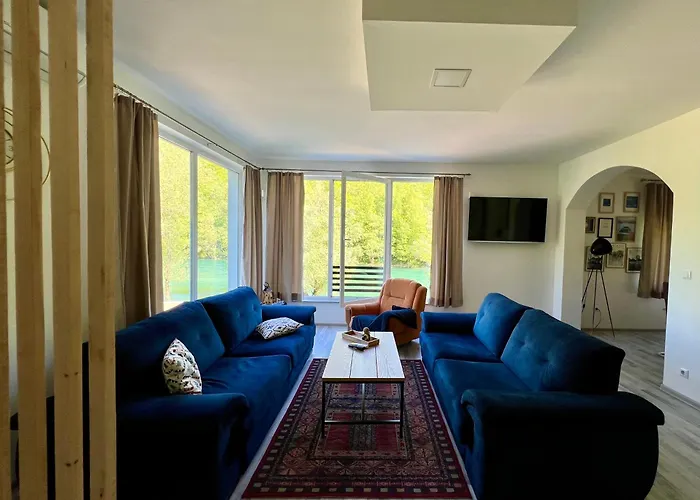 Anur Apartment